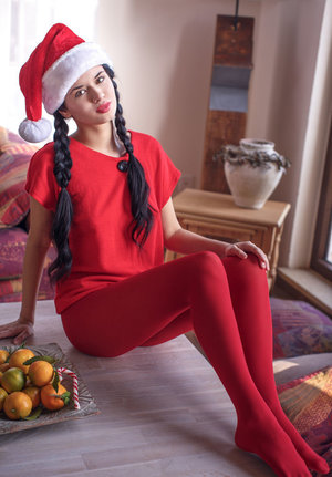 18 year old girl Erin gets deflowered on a bed wearing socks